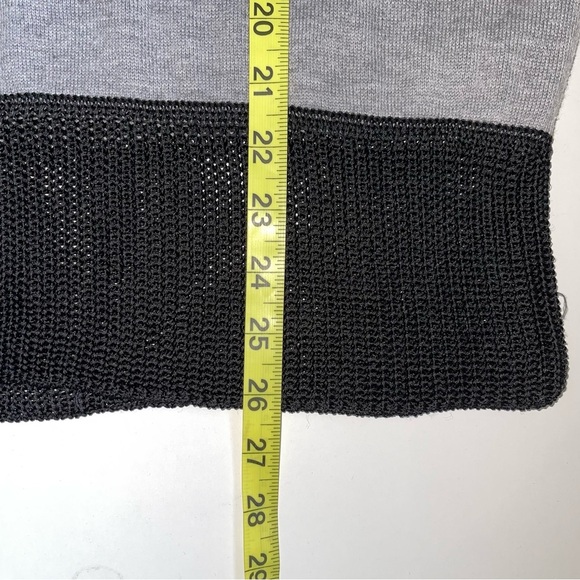 Two by Vince Camuto Gray & Black Mesh Hem Pullover Sweater Small Women’s - Picture 7 of 10